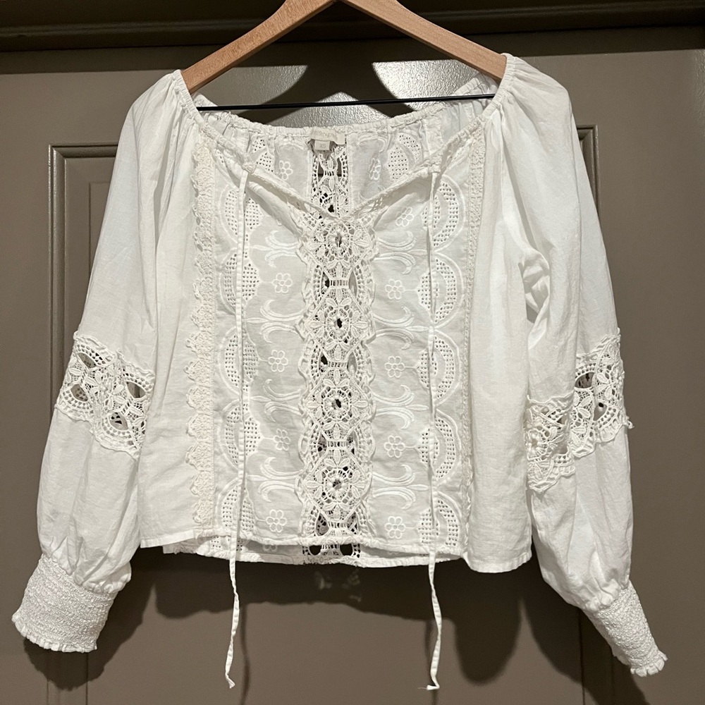 Chic White Lace Women's Blouse